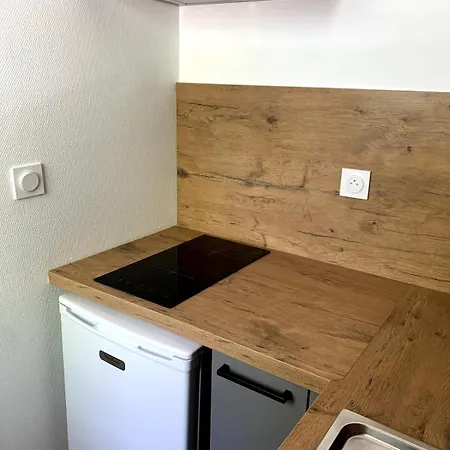 Apartment T1 Proche Aeroport Saint-Jacques-de-la-Lande